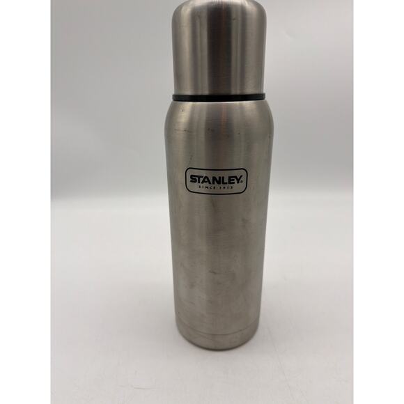 Stanley Other - Stanley 1 Qt / 1L Vacuum Insulated Thermos Bottle Carhartt Murdoch’s SS